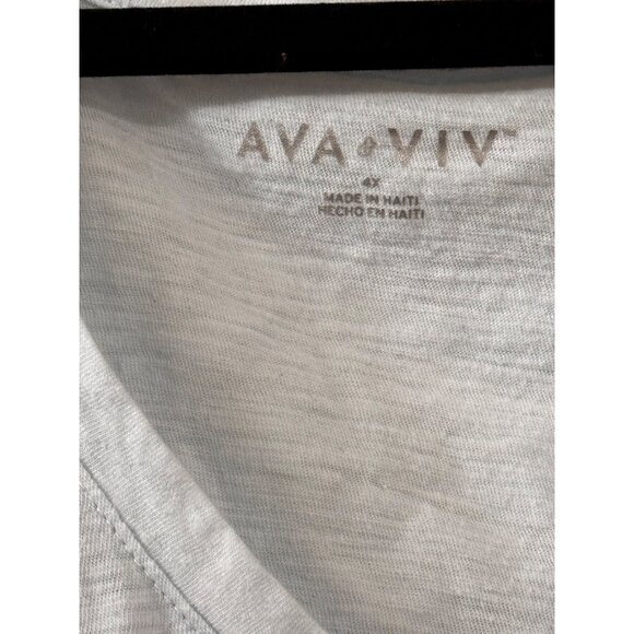 Ava & Viv Womens Plus Size Light Blue V-Neck T-Shirt - Picture 2 of 6